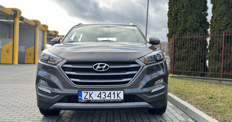 Hyundai Tucson cena 72500 przebieg: 50820, rok produkcji 2016 z Koszalin małe 191